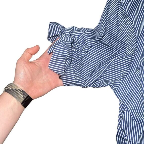 NWT EDEN & OLIVIA MATERNITY Blue & White Striped Blouse Size 2X - Picture 3 of 8